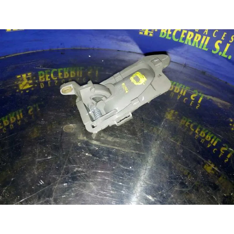 Recambio de maneta interior delantera izquierda para citroen xsara picasso 2.0 hdi referencia OEM IAM 9319Q9  